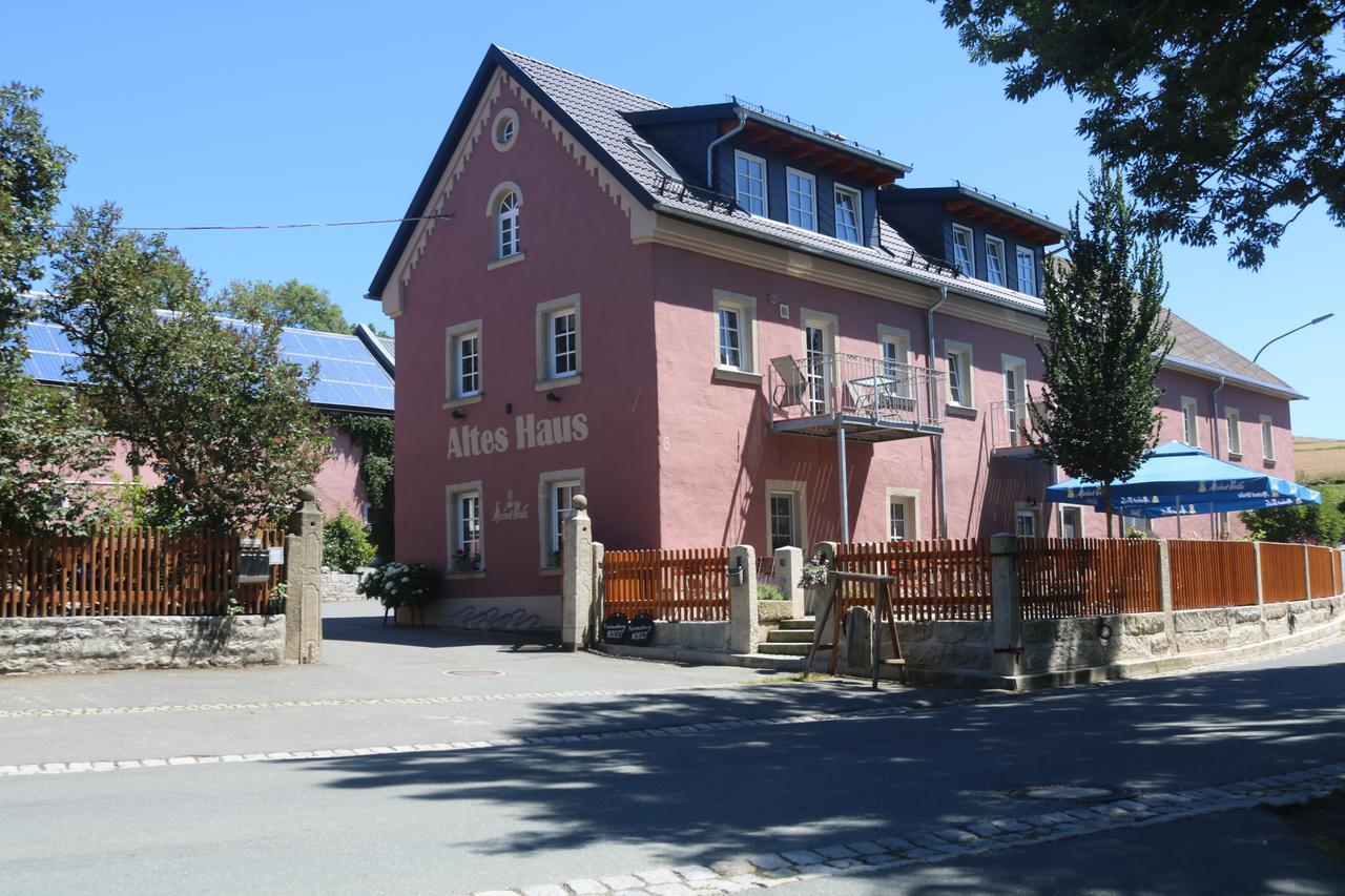 Altes -Haus Lägenhet Gattendorf Exteriör bild
